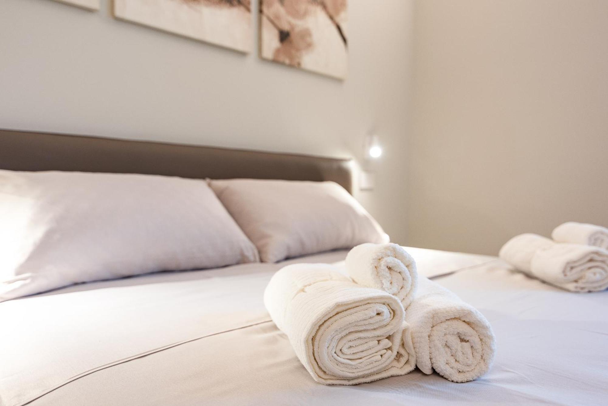 Elegant Design ApartmentDuomo-NavigliA/C E Wi-Fi Milano Dış mekan fotoğraf